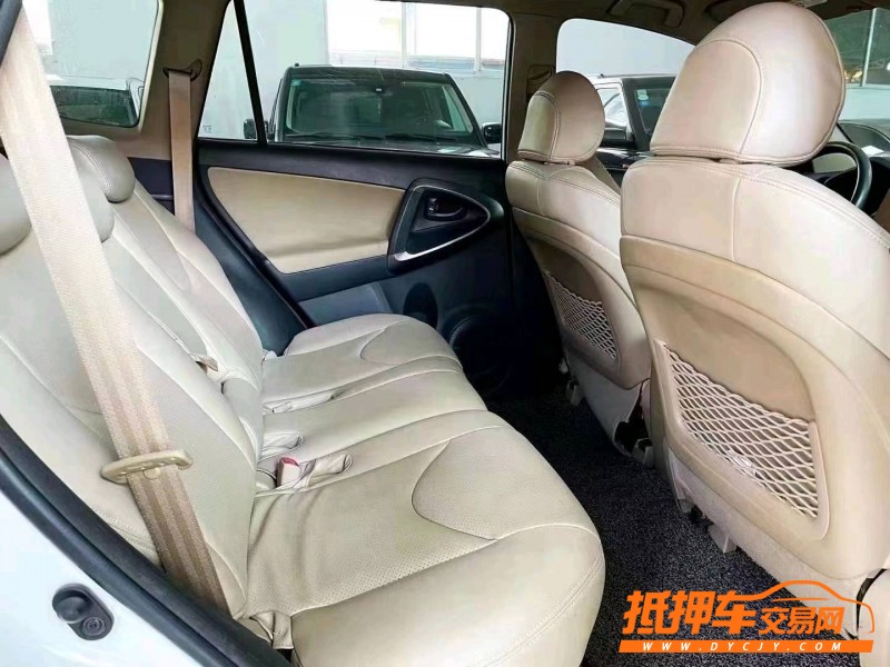 潍坊12年丰田RAV45