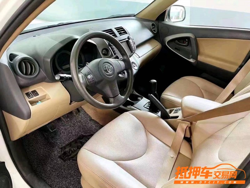 潍坊12年丰田RAV44