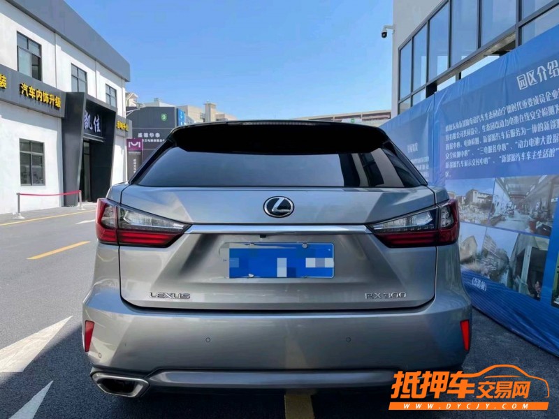 厦门18年雷克萨斯RX8