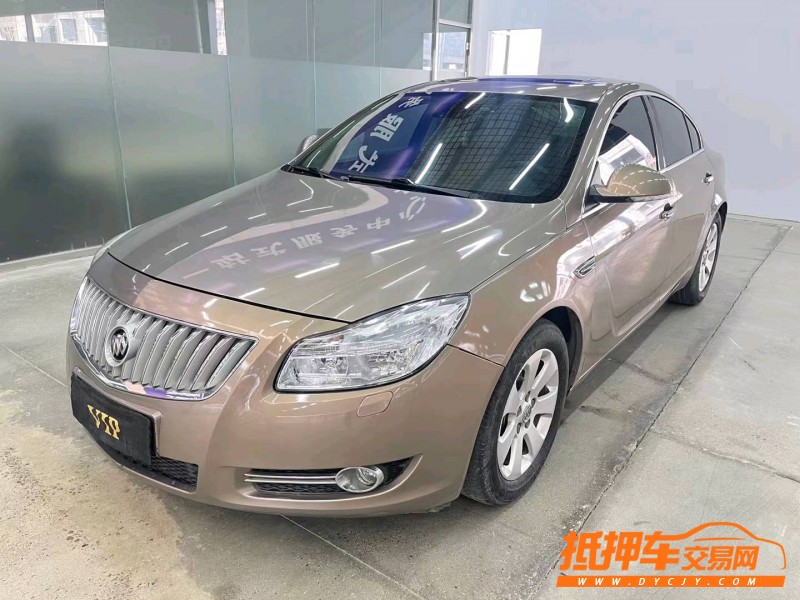 济宁13年别克君威2