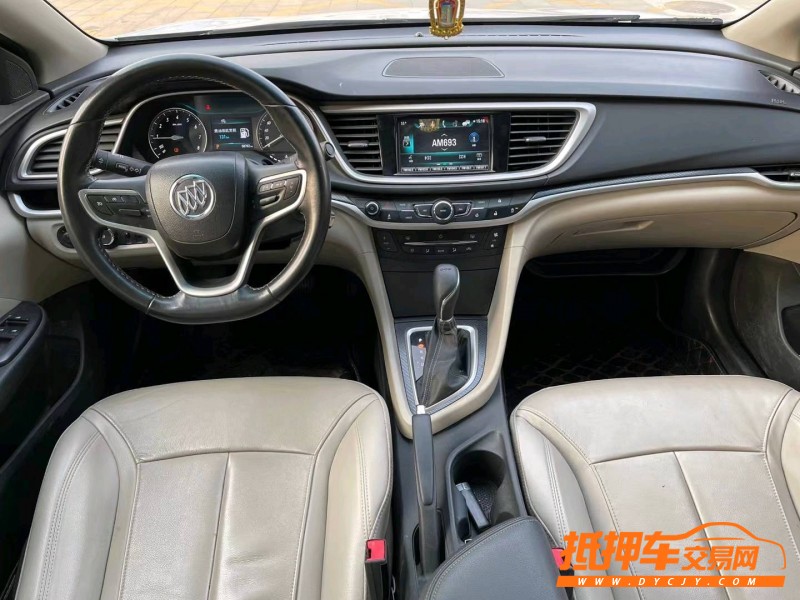 济宁19年别克英朗5