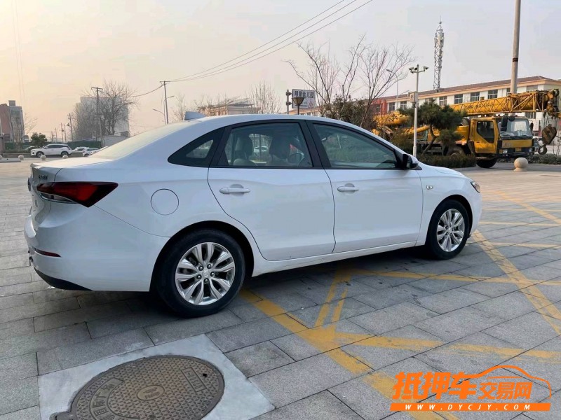 济宁19年别克英朗3