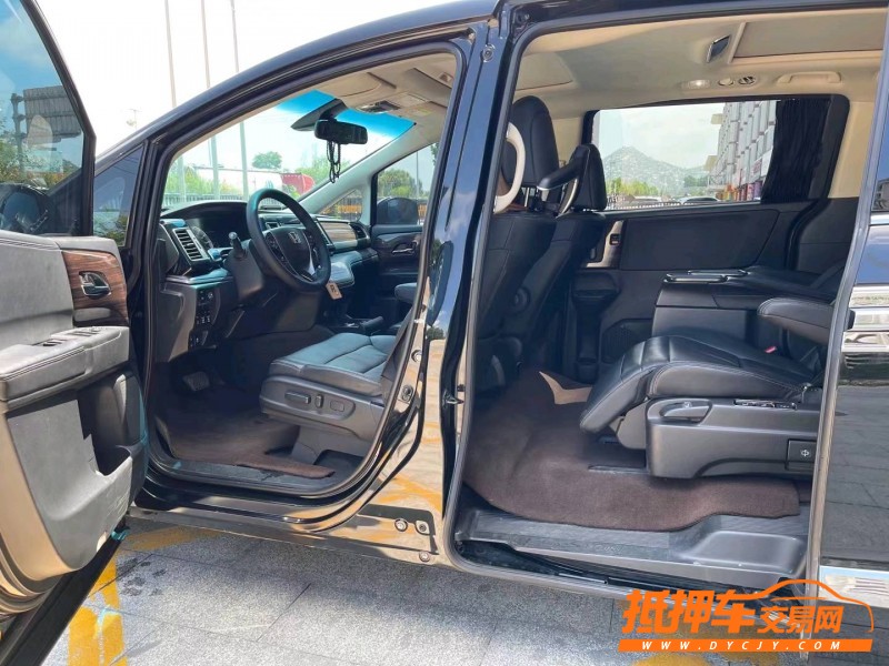 济宁16年本田艾力绅5