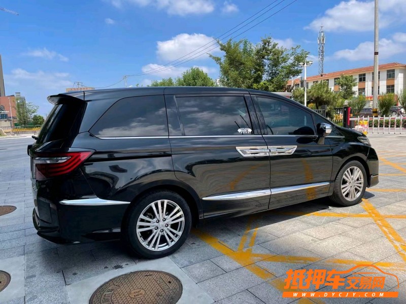 济宁16年本田艾力绅3