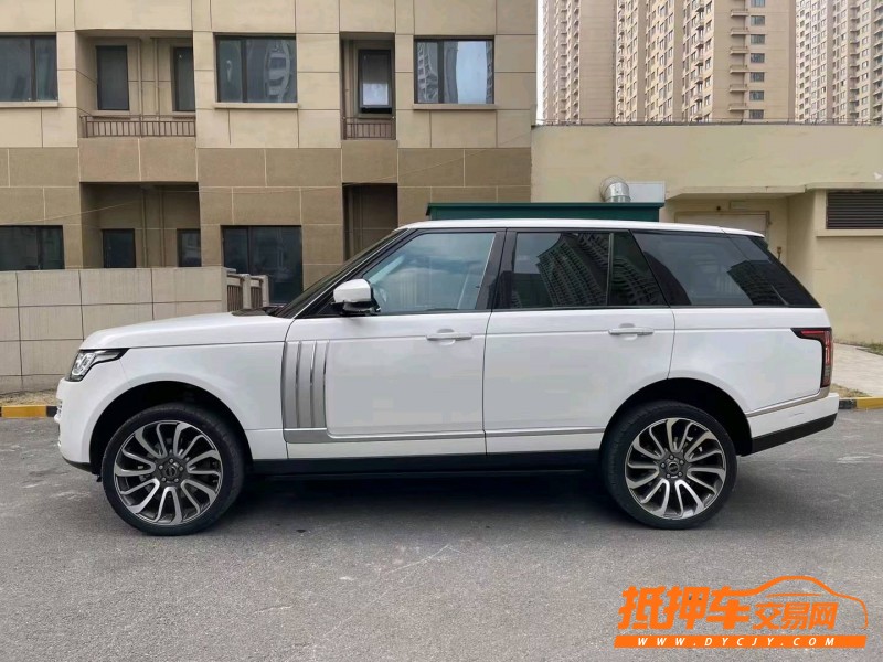 徐州17年路虎揽胜行政3