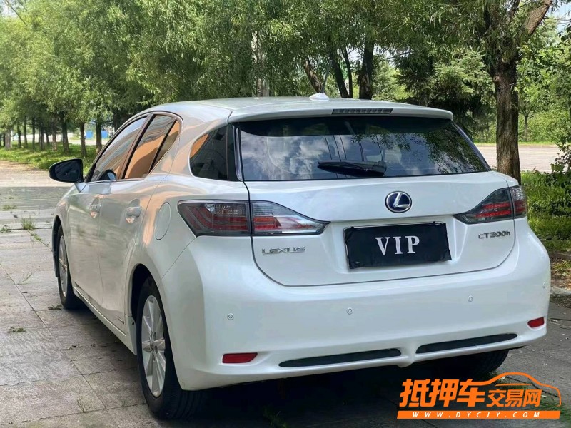沈阳13年雷克萨斯CT3