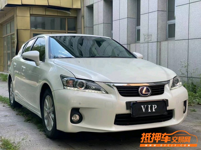 沈阳13年雷克萨斯CT6