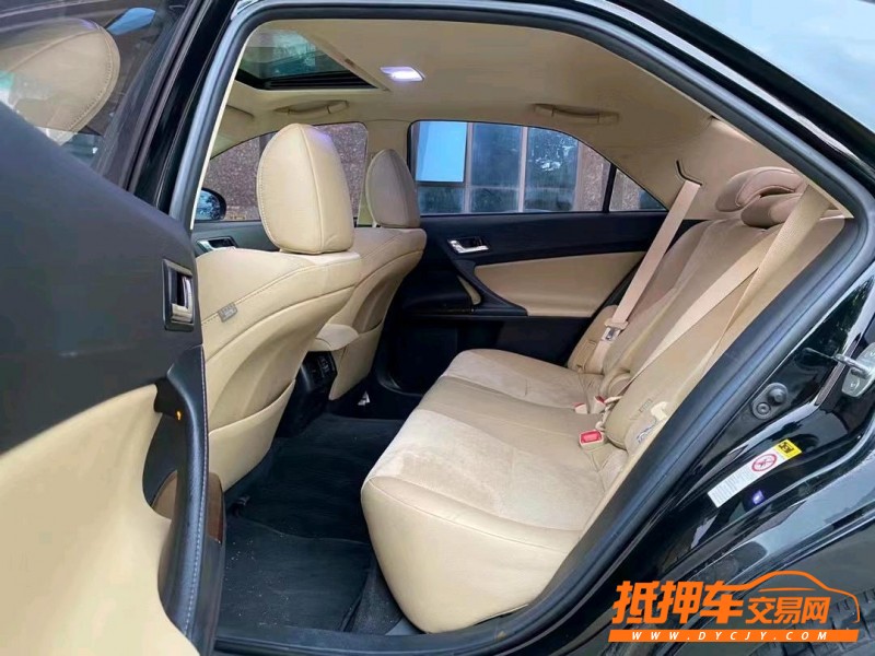 东莞14年丰田锐志6