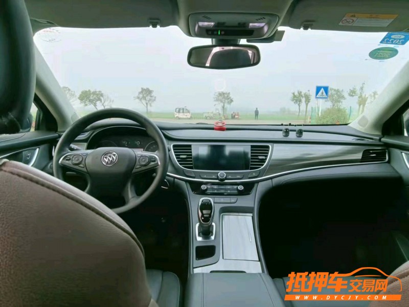 徐州20年别克君越4