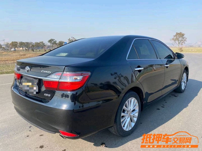 徐州15年丰田凯美瑞3