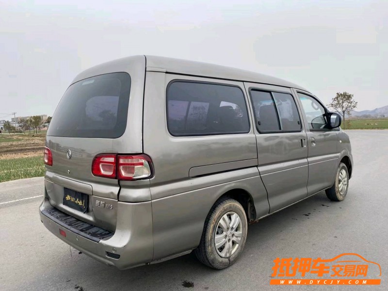 徐州19年东风菱智7