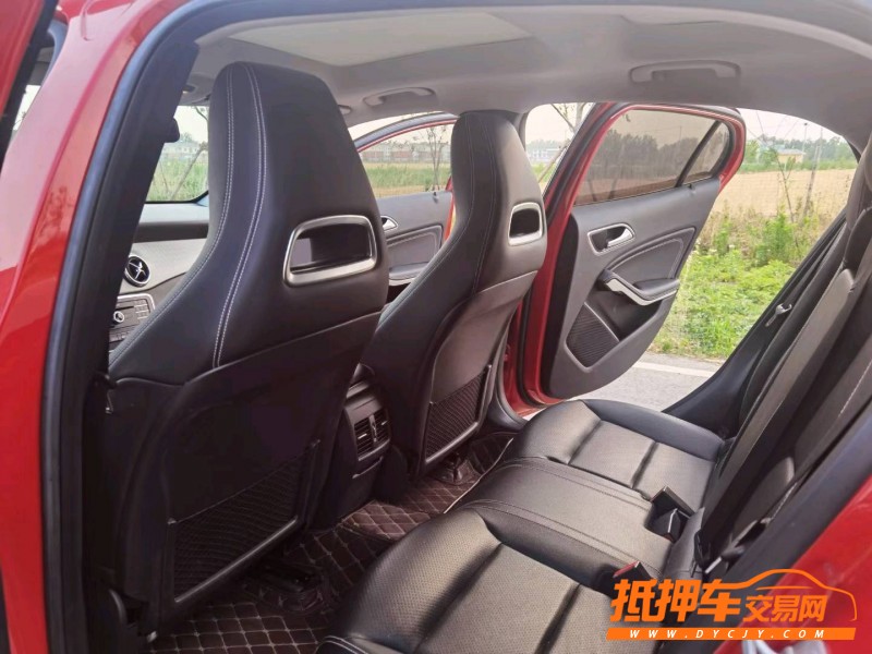 徐州17年奔驰GLA6