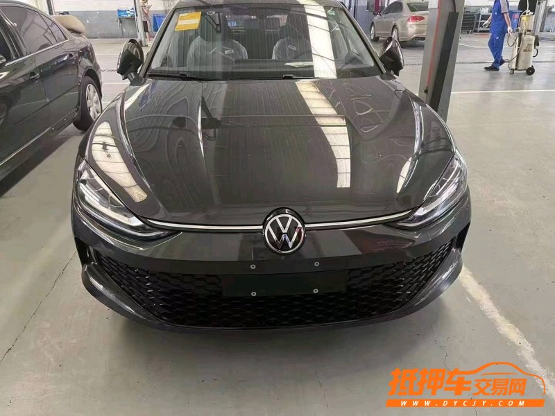 济宁22年大众凌渡1
