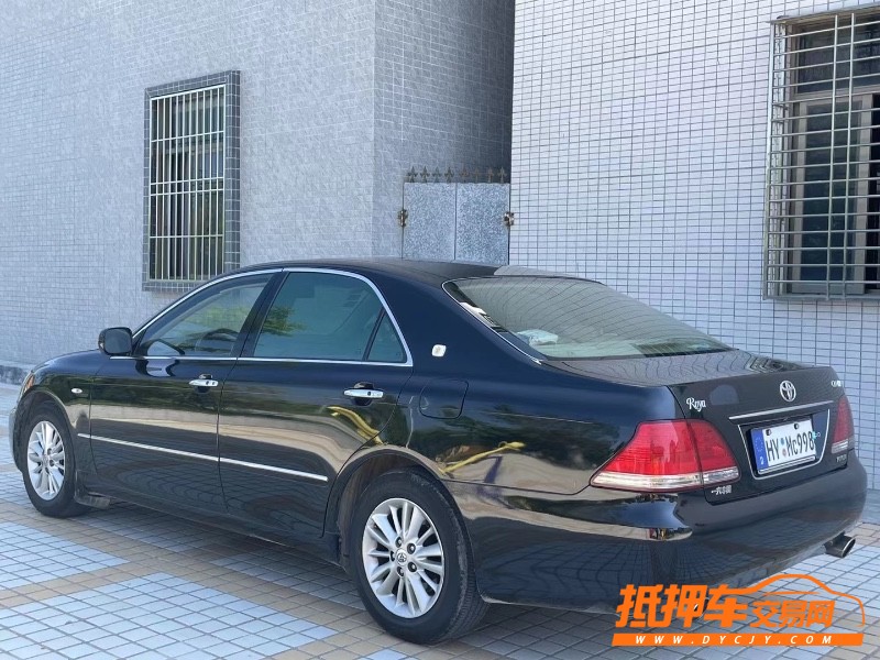 汕頭06年豐田皇冠1