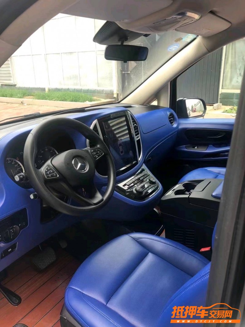 潍坊19年奔驰威霆7