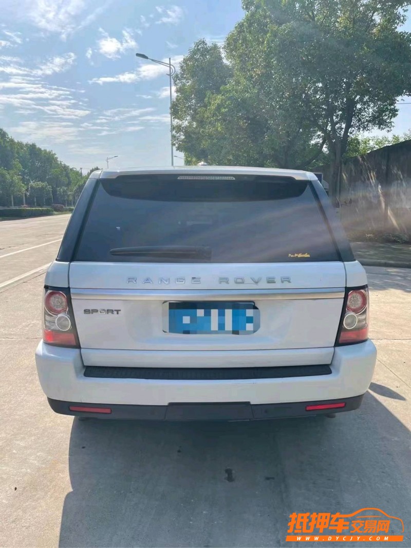 武汉13年路虎揽胜8