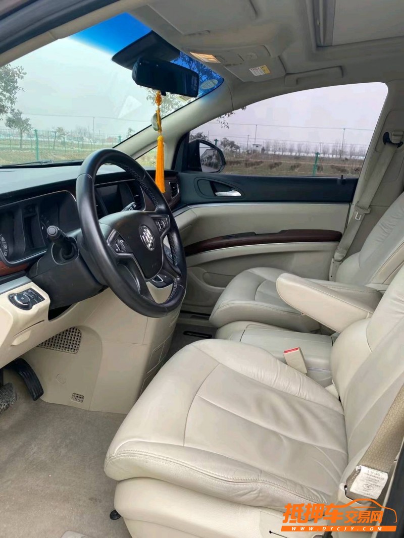 徐州19年别克GL84