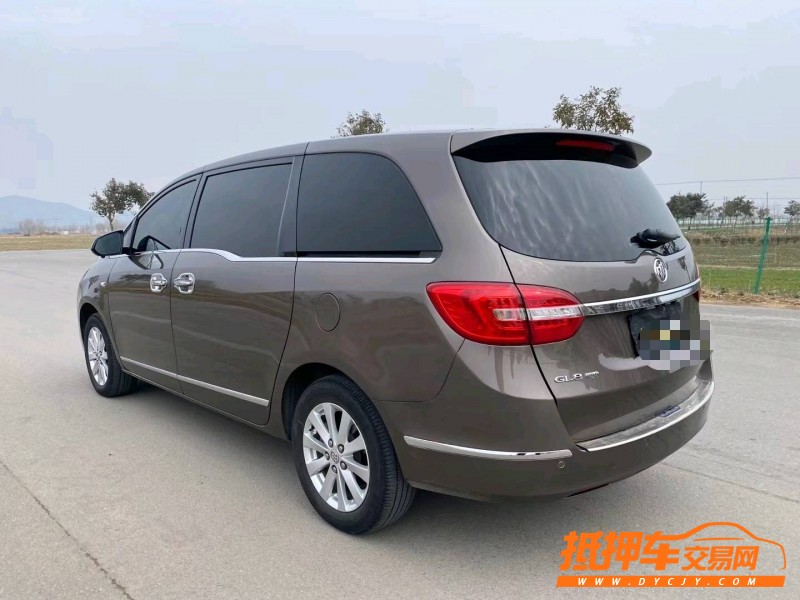 徐州19年别克GL82