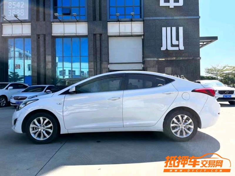 东莞17年现代朗动4