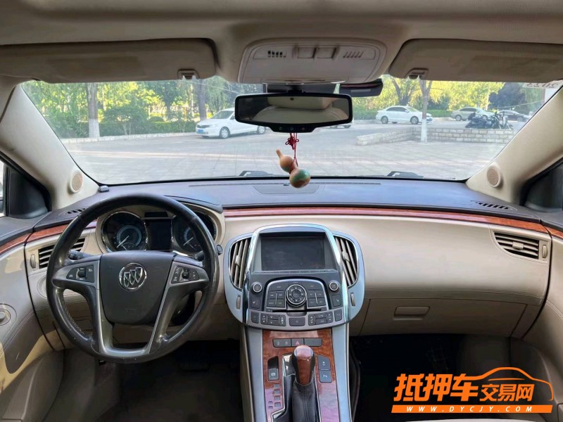 邯郸11年别克君越3