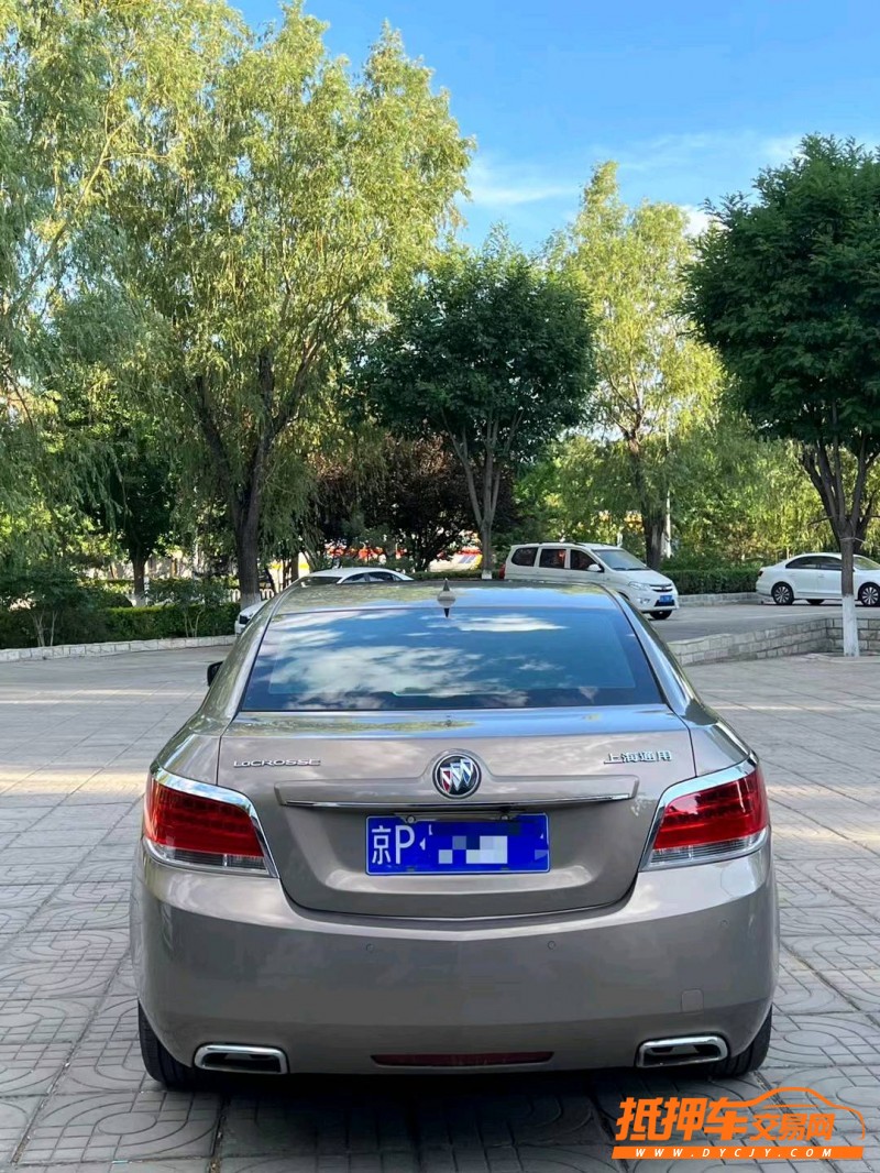 邯郸11年别克君越2