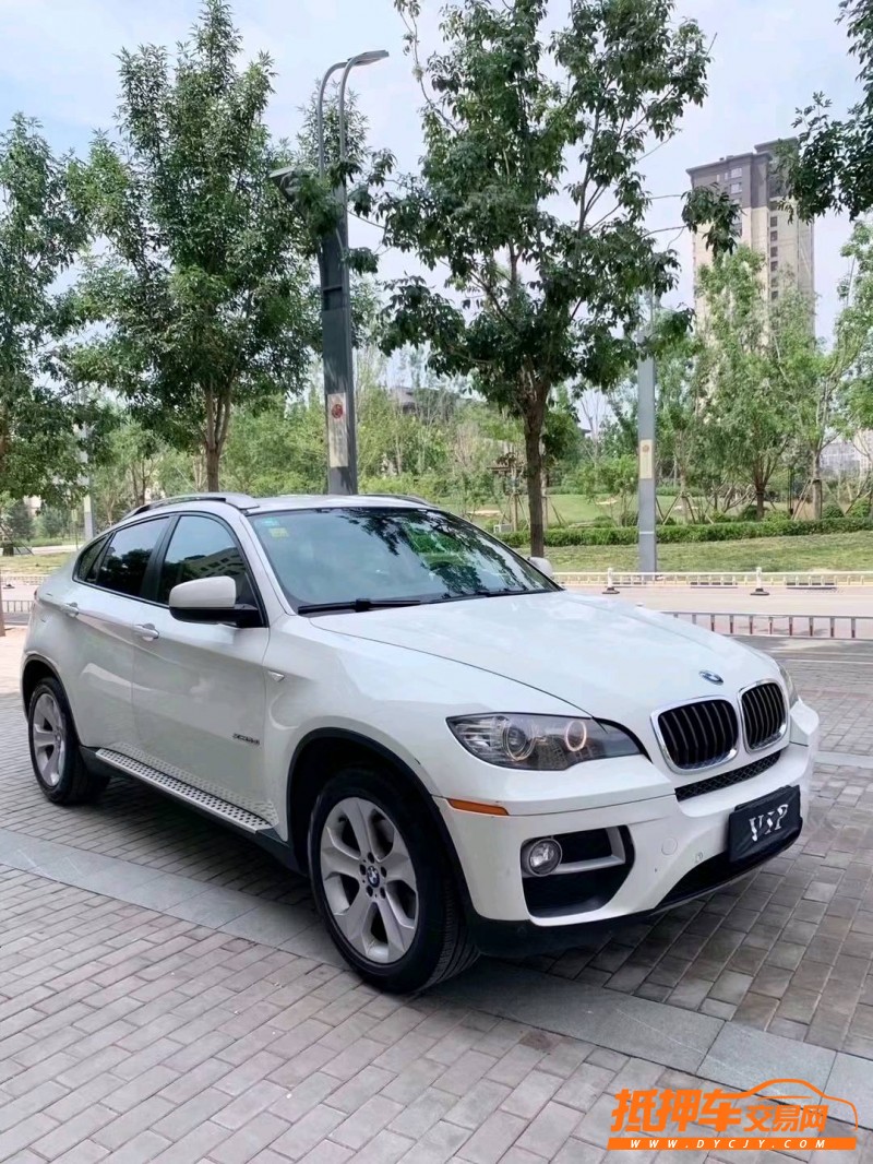 保定13年寶馬X68