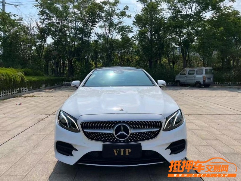 盐城19年奔驰E8
