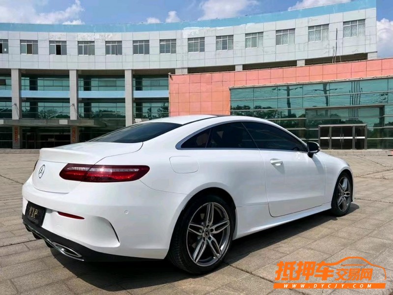 盐城19年奔驰E1