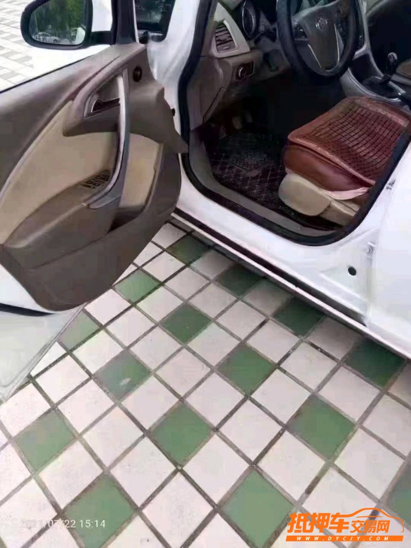 北京14年别克英朗GT5