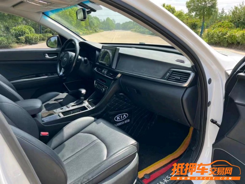 鹽城18年起亞K59