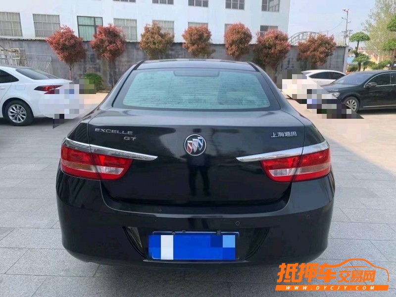 青岛15年别克英朗9