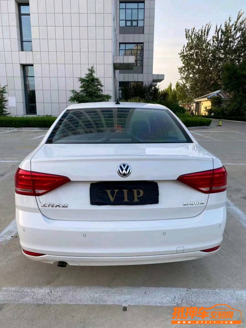 潍坊17年大众朗逸5