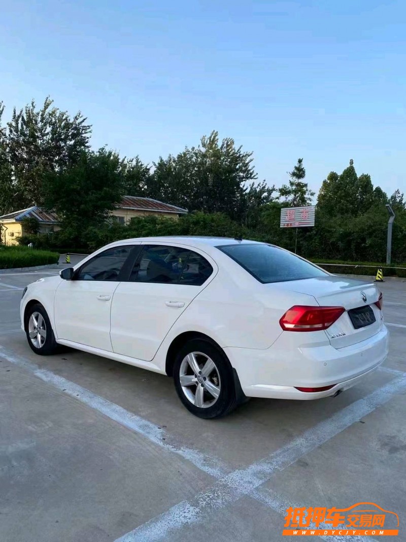 潍坊17年大众朗逸8