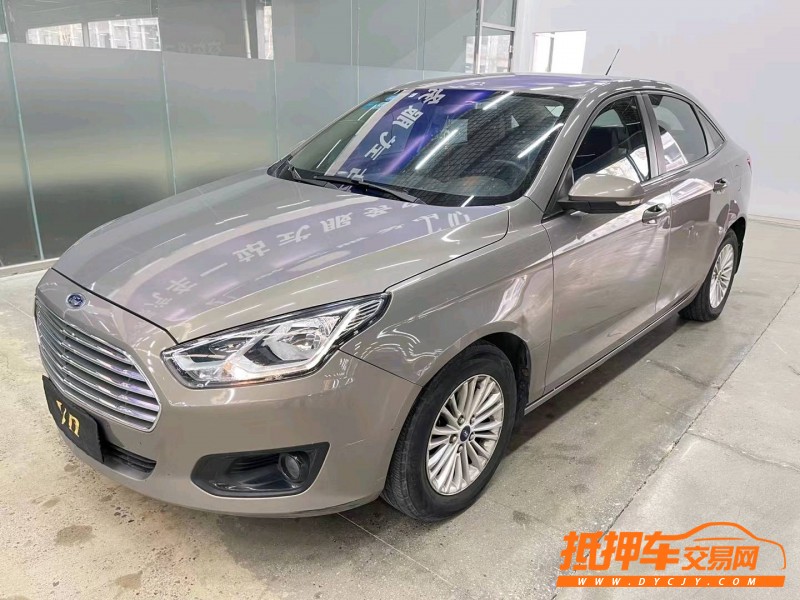 济宁16年福特福睿斯2