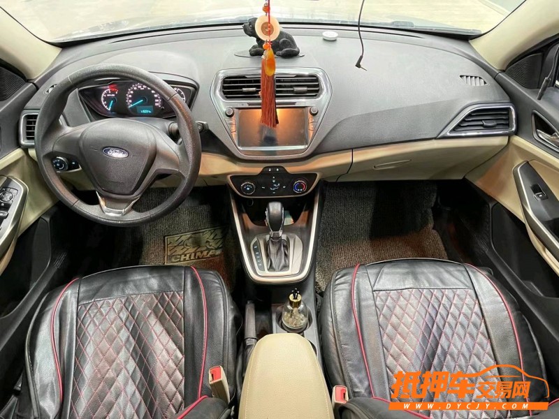 济宁16年福特福睿斯5