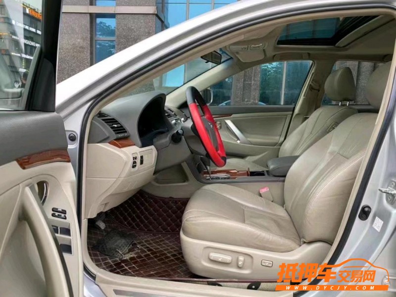 东莞13年丰田凯美瑞7