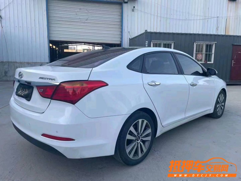 潍坊17年现代名图8