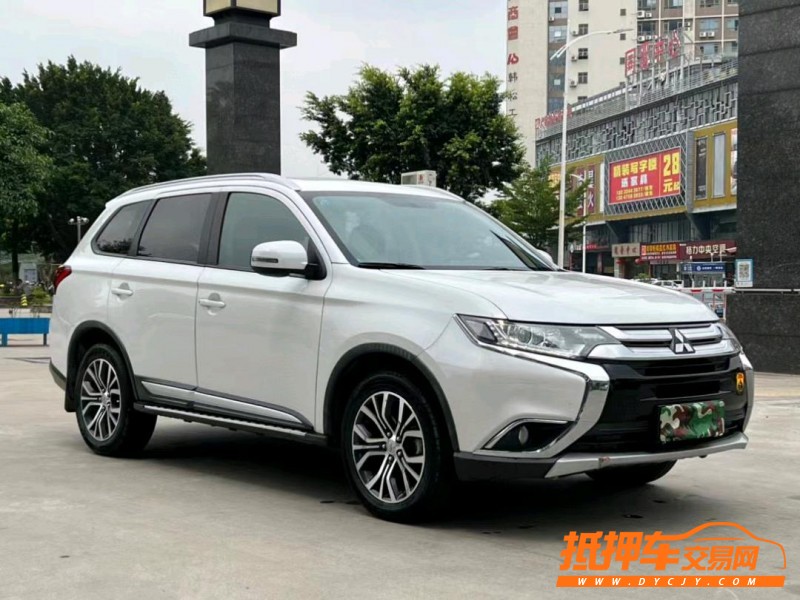 东莞17年三菱欧蓝德2