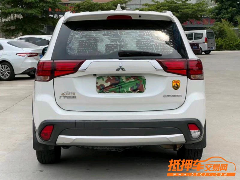 东莞17年三菱欧蓝德9