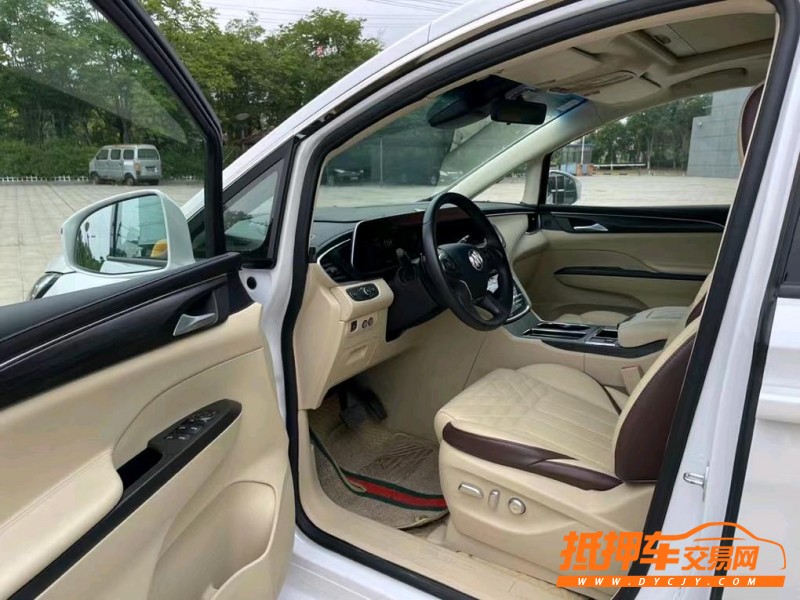 盐城21年别克GL84