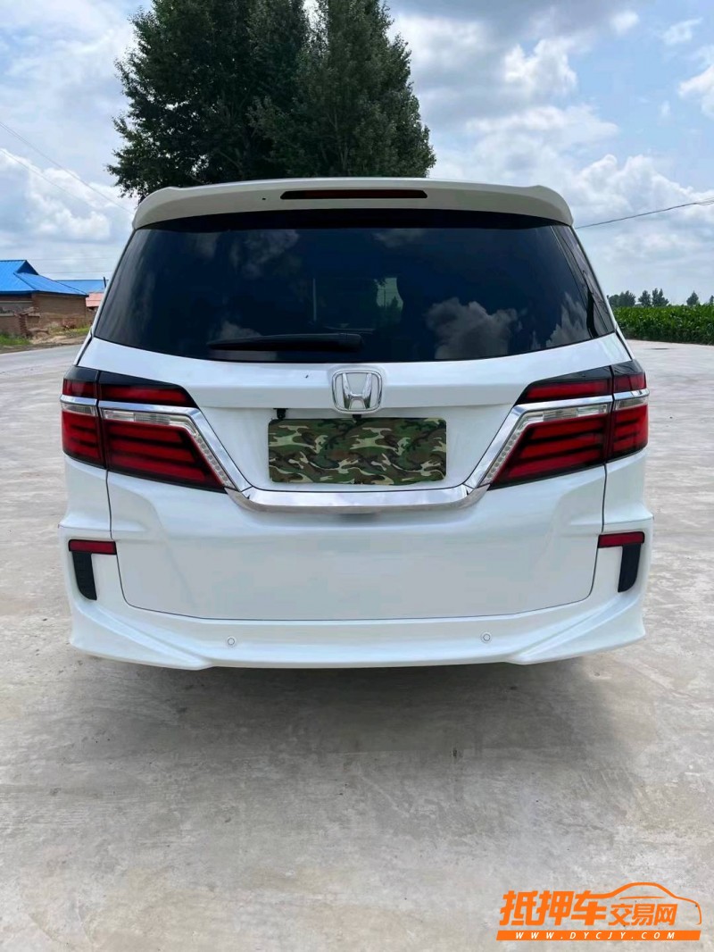 烟台18年本田艾力绅5