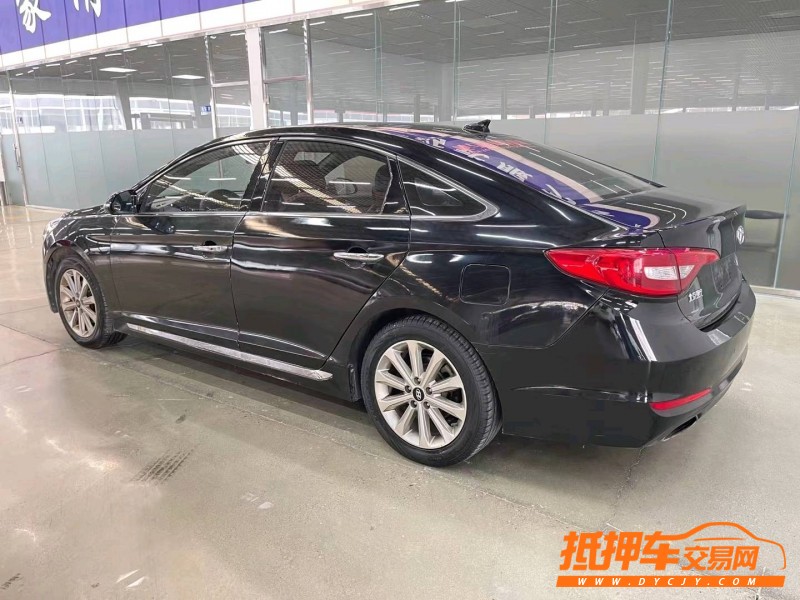 济宁16年现代索纳塔九7