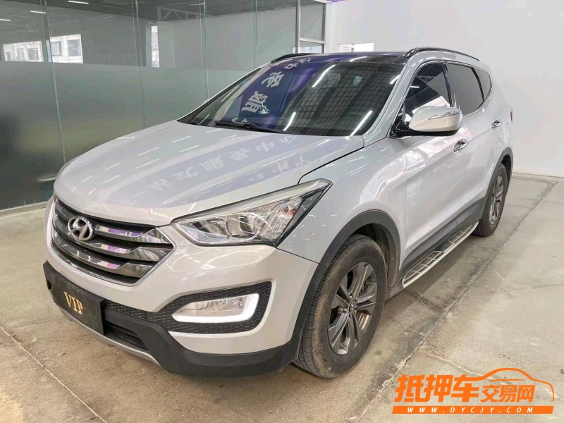 济宁13年现代全新胜达2