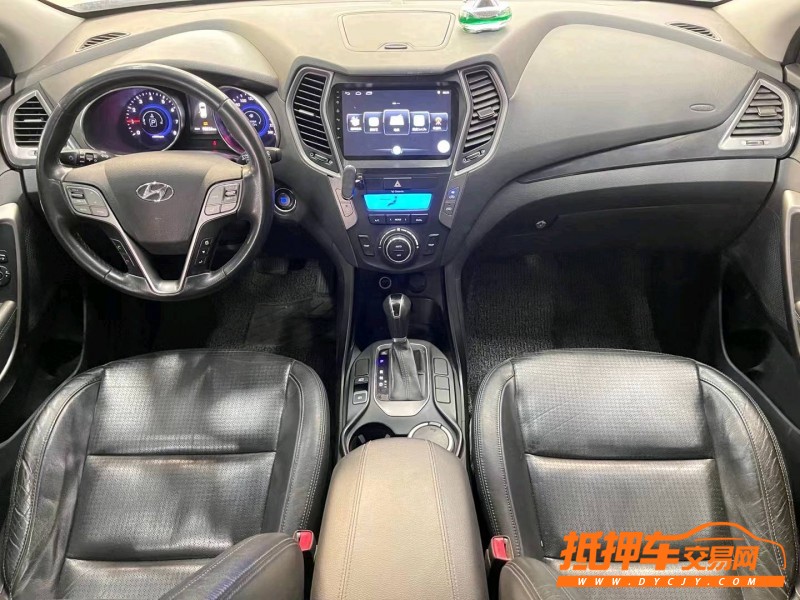 济宁13年现代全新胜达5