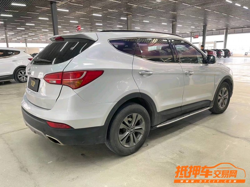 济宁13年现代全新胜达8