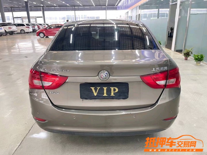 济宁15年别克英朗9