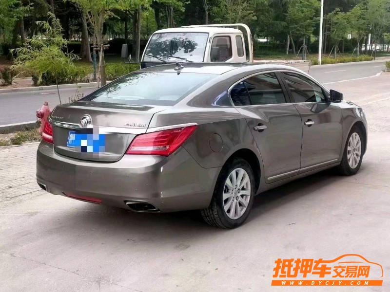 烟台16年别克君越7