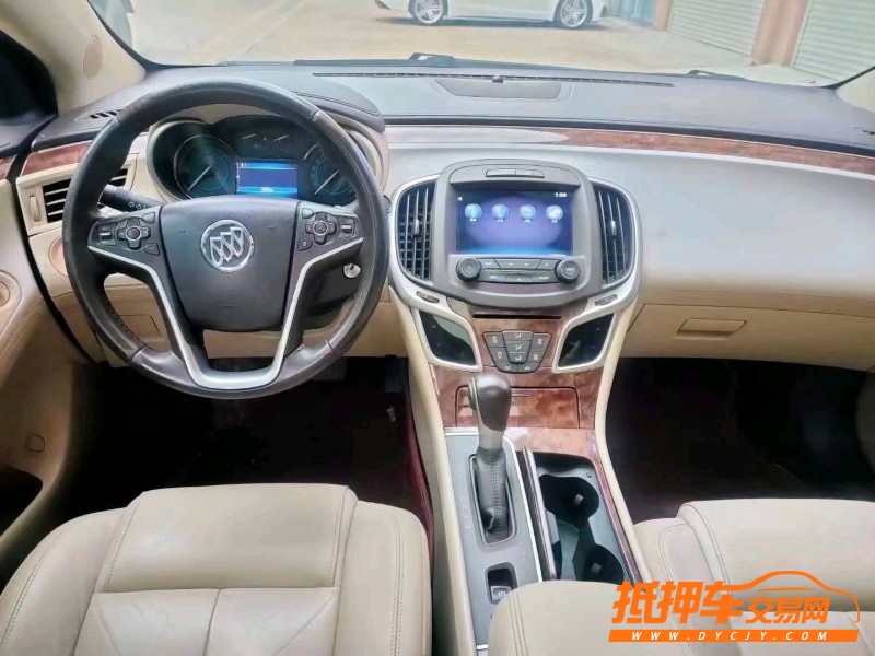 烟台16年别克君越8