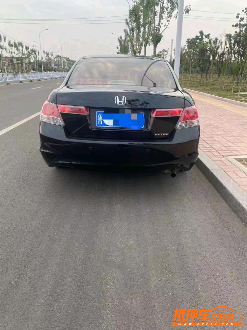 烟台09年本田雅阁5
