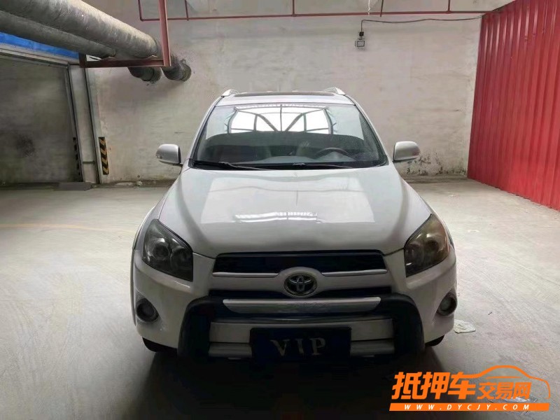 潍坊13年丰田RAV4荣放1